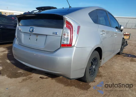2013 Toyota Prius Two z USA, uszkodzony, nr VIN JTDKN3DU7D1643566